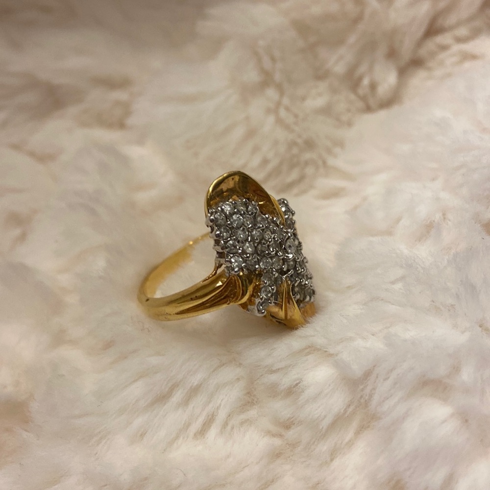 Vintage ring Costume jewelry